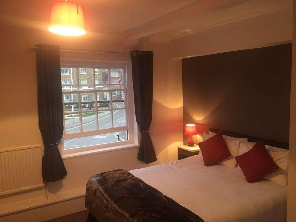 The Red Lion Hotel ไฮต์ ภายนอก รูปภาพ